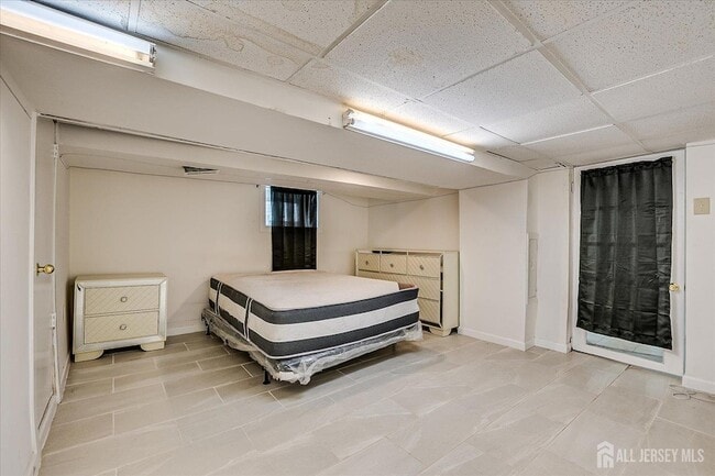 Building Photo - 98 Trieste St