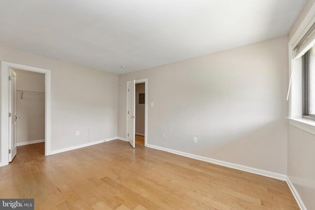 Building Photo - 3107 Naylor Rd SE