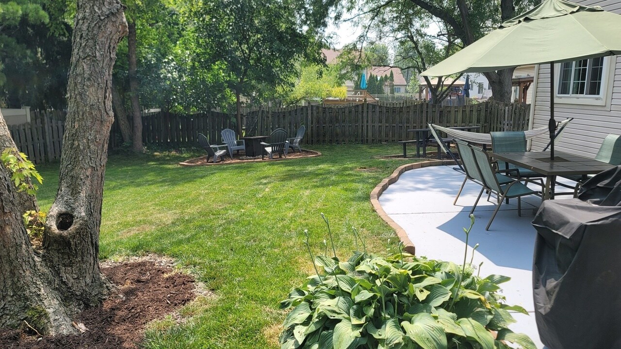 Building Photo - 3885 Thornberry Way