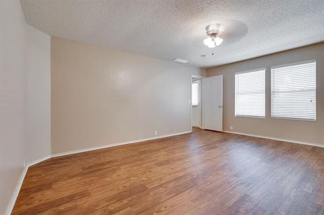 Building Photo - 4605 Rhone Dr