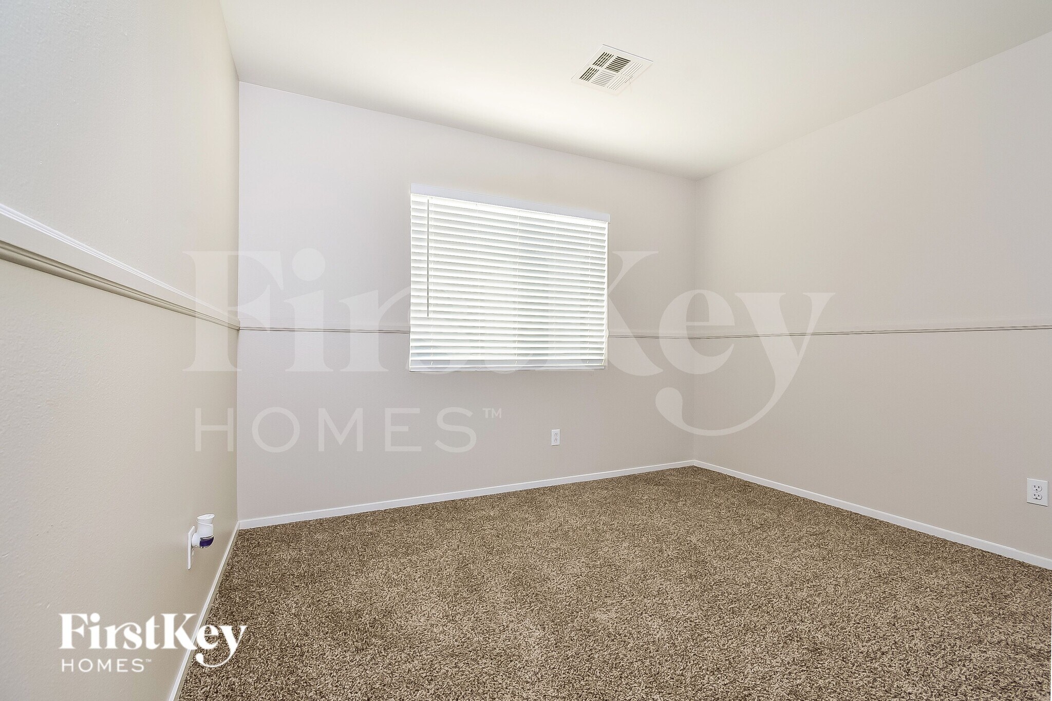 Building Photo - 3909 Linniki St