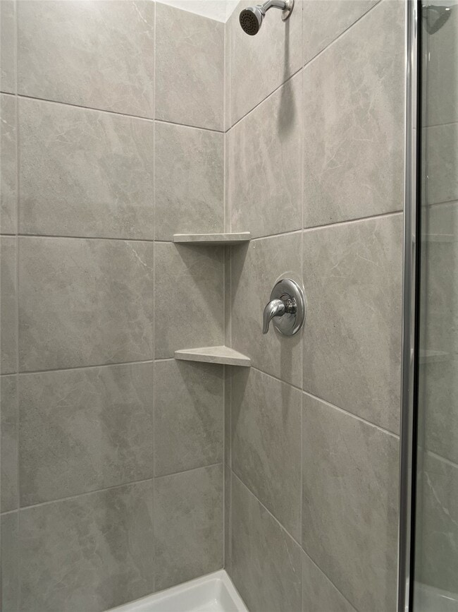 Building Photo - 24019 Steep Climb Dr