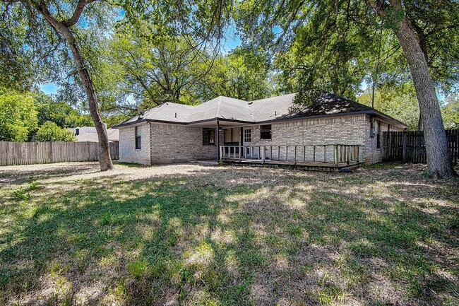 Building Photo - 1033 Oak Valley Rd