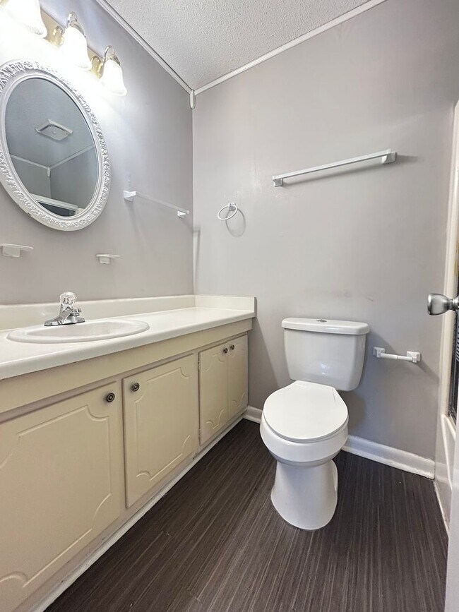 Building Photo - Top-Floor 3-Bedroom Condo with Beautiful Water Views – North Raleigh Near North Hills