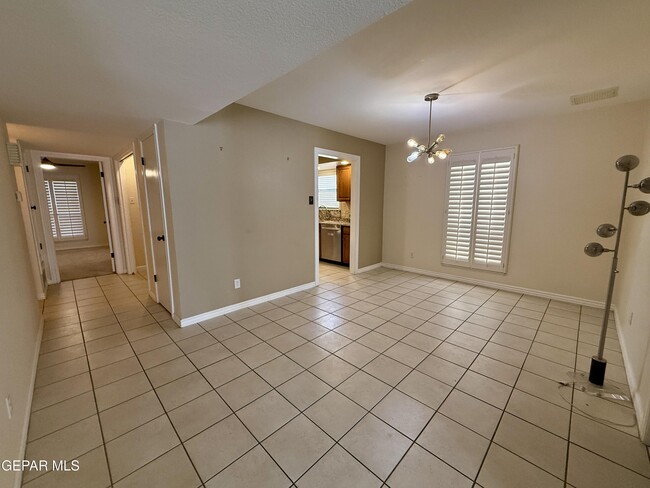 Building Photo - 763 Espada Dr