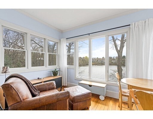Building Photo - 4 Wedge Pond Rd