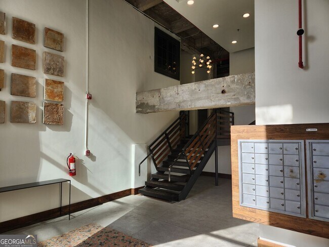 Building Photo - 650 Glen Iris Dr NE