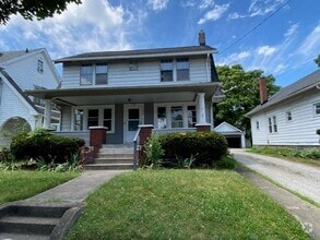 Building Photo - 1032 Berwin St