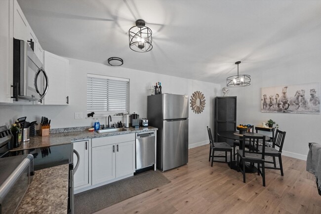 Building Photo - 3509 C Rd