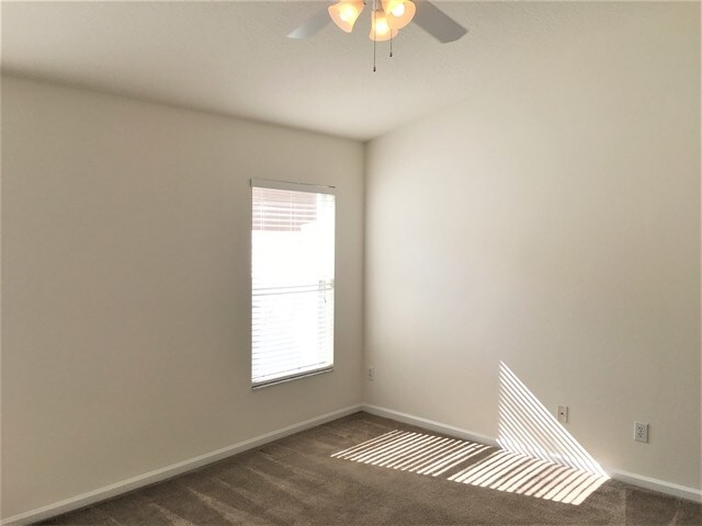 Building Photo - 12426 Tree Pointe Ct