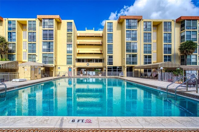 Building Photo - 210 172nd St