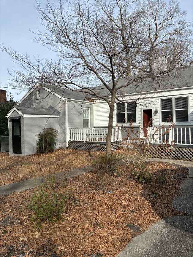 Building Photo - 3348 N Pitt St