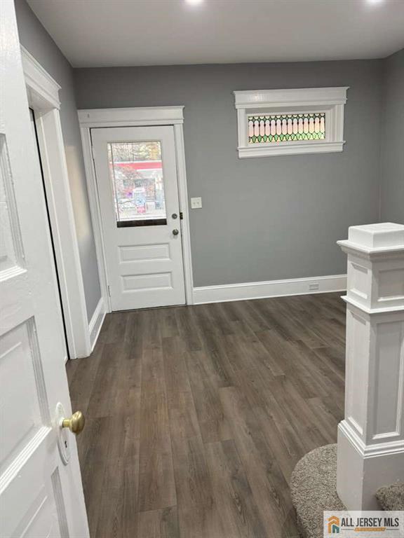 Building Photo - 107 Parkway Ave