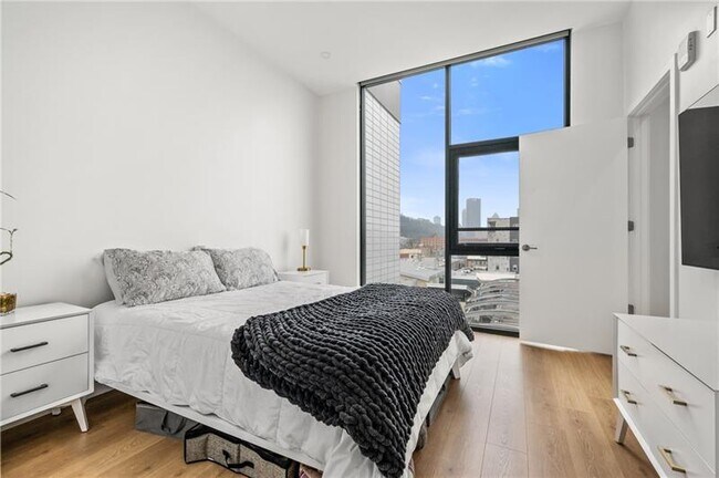 Building Photo - 2554 Smallman St