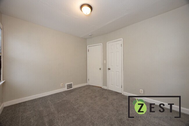 Building Photo - OPEN HOUSE 1/13! 2PM-2:30PM! 2 BDRM 1 BTH