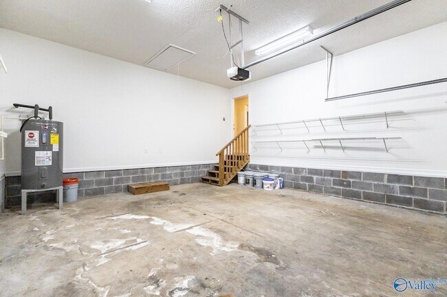 Building Photo - 111 Cepha Dr