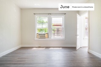 Building Photo - Room in Shared 4 bed/2 bath home