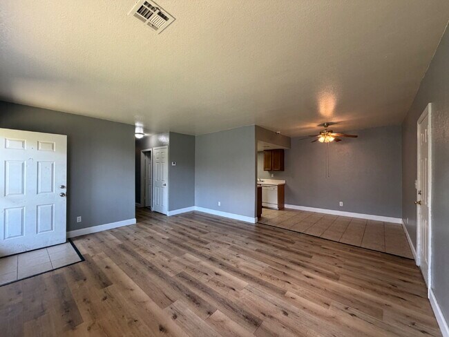 Building Photo - 116 Fritts Way