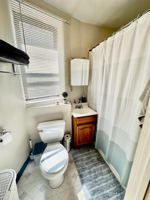 Building Photo - 13 Charter St