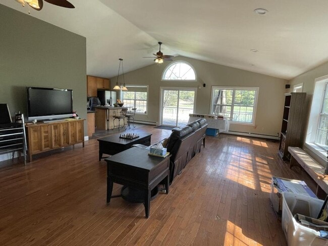 Primary Photo - 67 Graham Rd