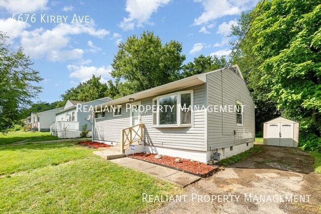 Building Photo - 4676 Kirby Ave