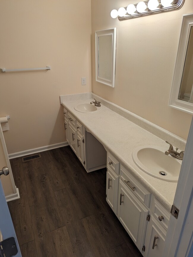 2nd floor upgraded double vanity - 251 Knight Dr