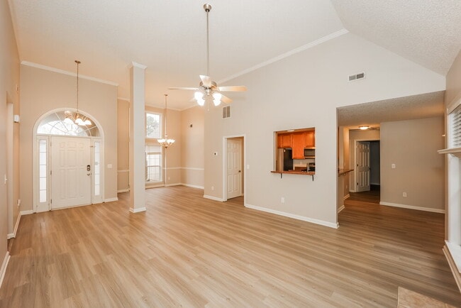 Building Photo - 309 Westhill Dr