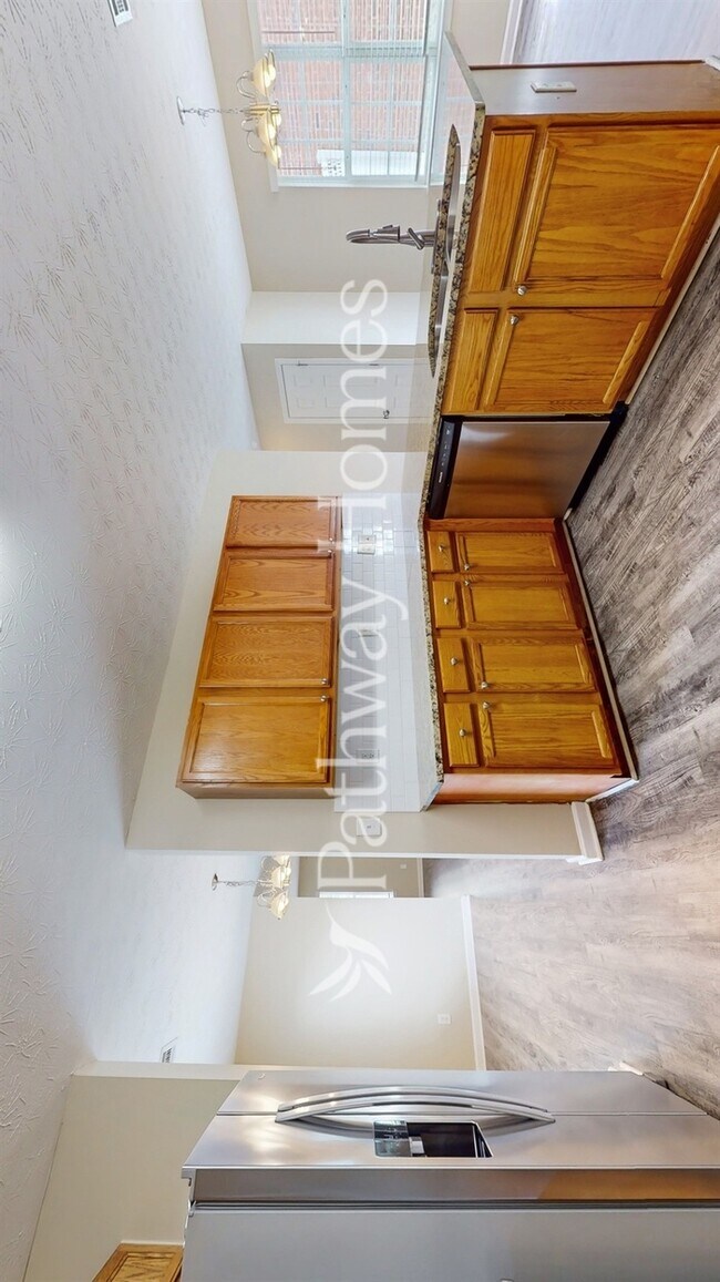 Building Photo - 808 Winsap Dr
