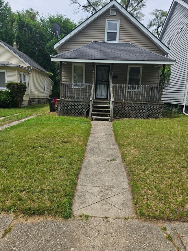 Primary Photo - 2 bedroom/ 1 bathroom Detroit's Westside Home