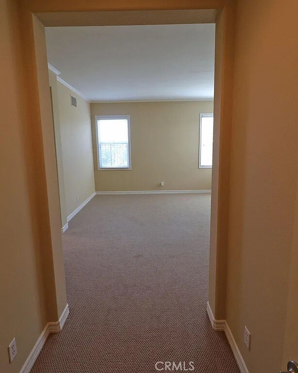Building Photo - 987 Reynoso Pkwy