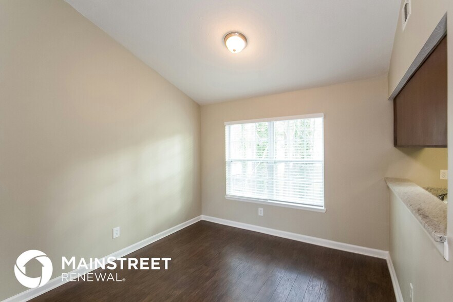 Building Photo - 606 Wilson Mill Rd SW