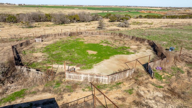 Building Photo - 6506 FM 913, Stephenville, TX 76401