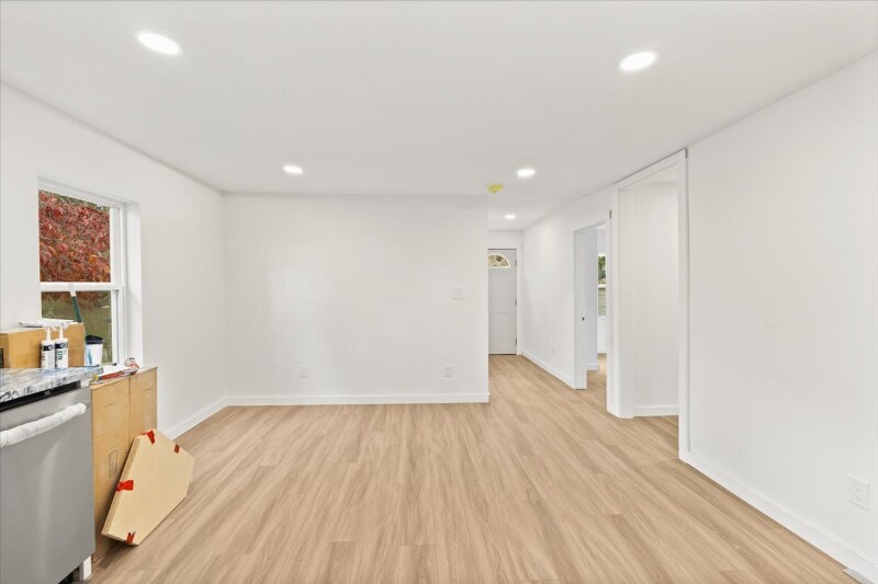 Building Photo - 145 New St