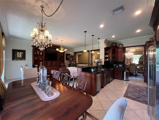 Building Photo - 3809 Eagle Ct