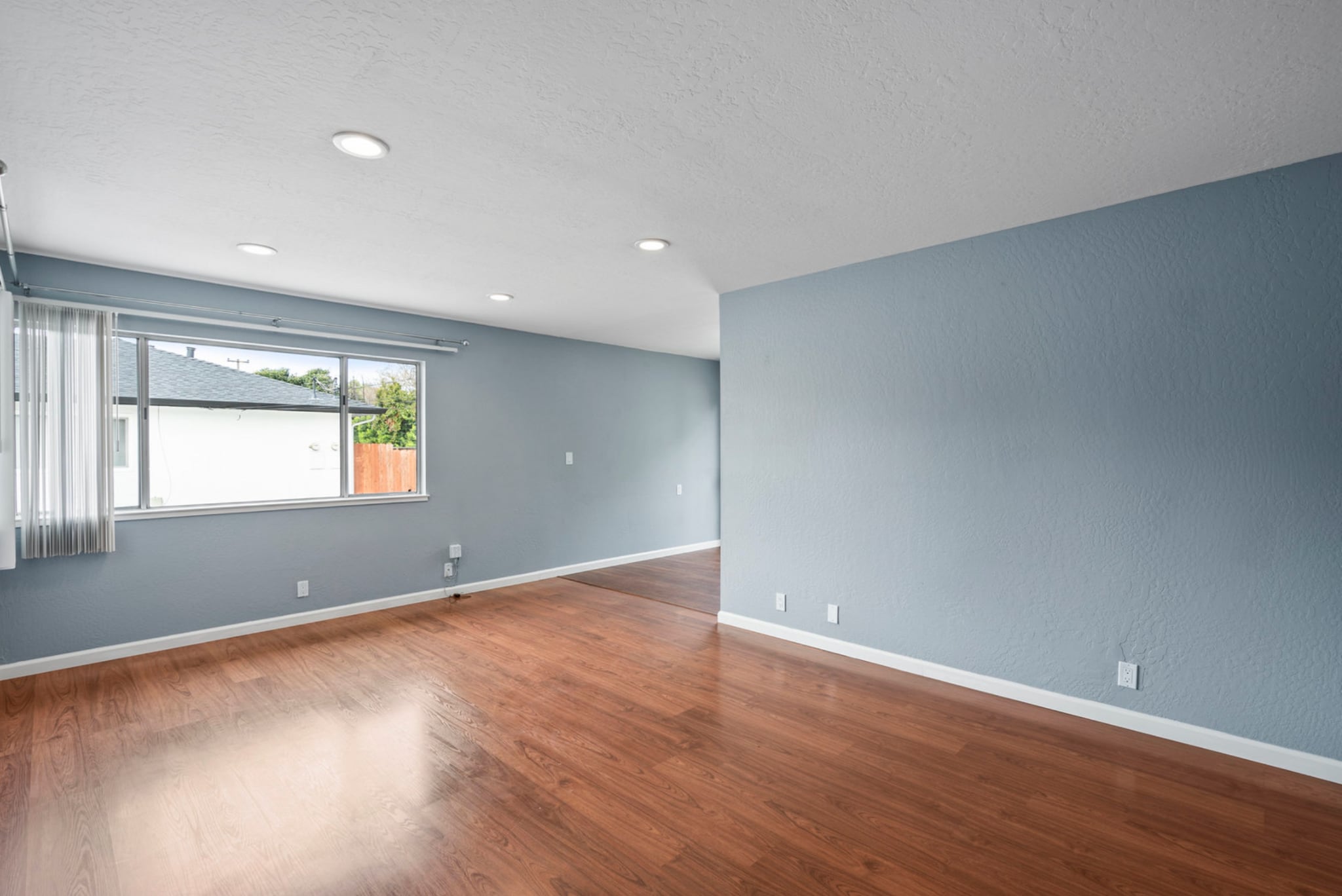 Building Photo - 3439 Payne Ave