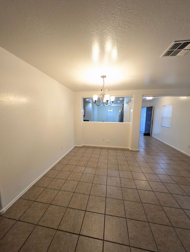 Building Photo - AVAILABLE NOW!!! - Roomy single story 4 bedroom home for rent in Pecan Creek!