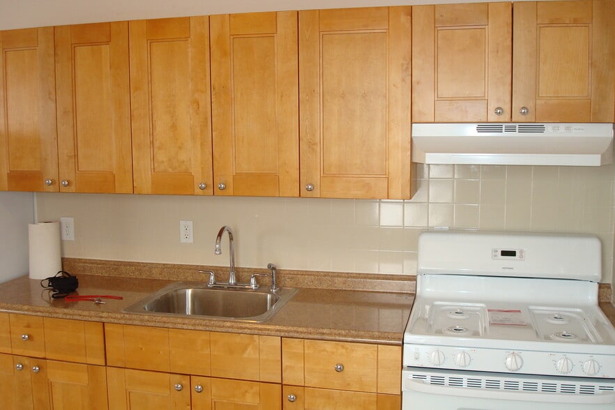 Building Photo - 162 Myrtle Ave