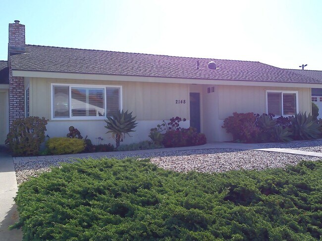 Building Photo - Sunset Terrace 3 bedroom, 2 bath house, 2 car garage in Los Osos