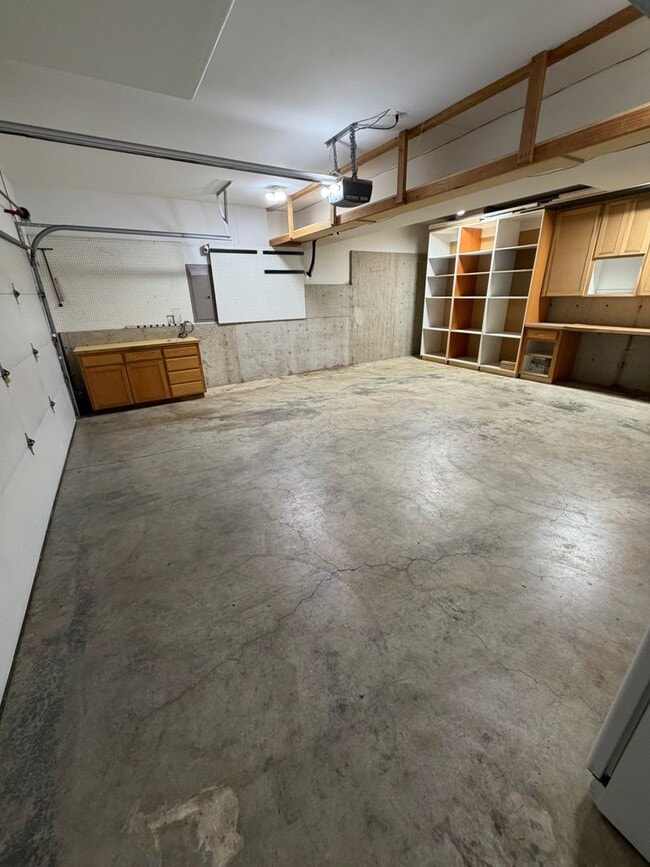 Building Photo - 1187 Horizon Ridge Ct NE
