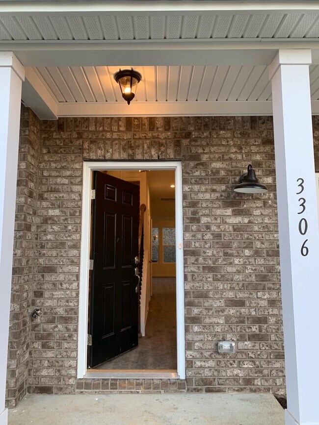 Building Photo - 3306 Deerchase Cir