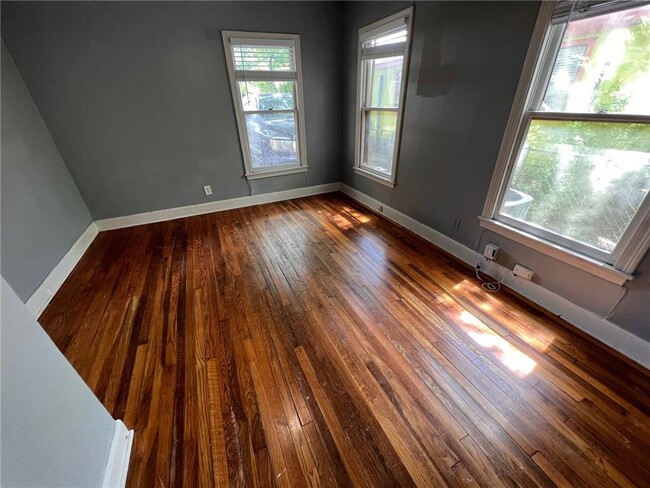Building Photo - 4902 Caswell Ave