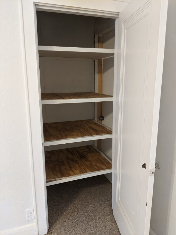 Building Photo - 13 W Bellecrest Ave