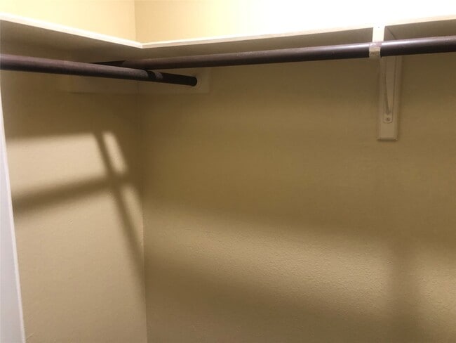 Building Photo - 9308 Westwood Village Dr