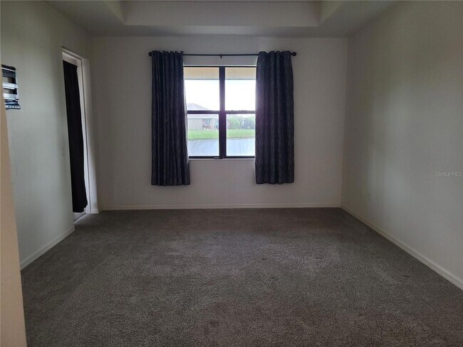 Building Photo - 629 Rosemary Cir