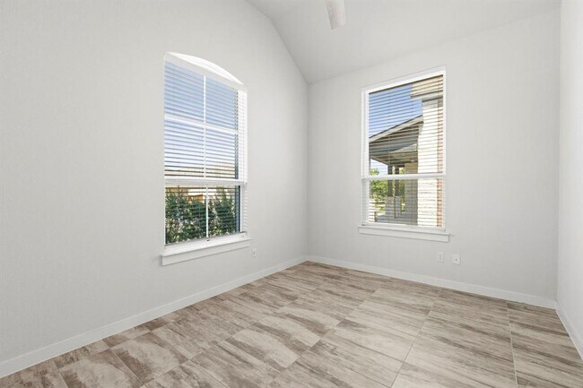 Building Photo - 1204 Texas Ash Ln