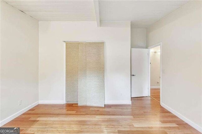 Building Photo - 3121 Lynnray Dr