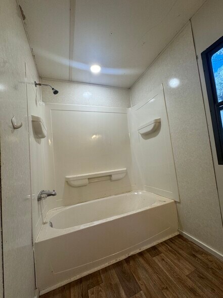 Building Photo - 7485 Sturrock Rd