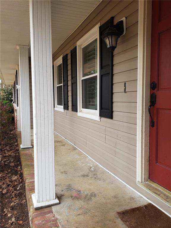 Building Photo - 3740 Clubland Dr