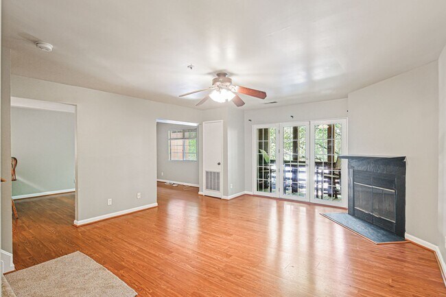 Building Photo - Heatherfield Condo Association - Columbia