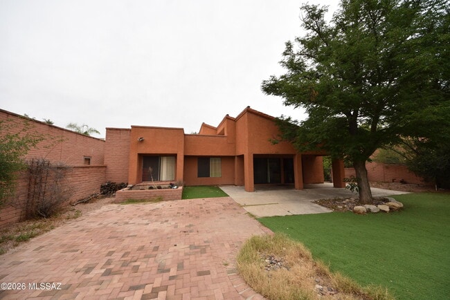 Building Photo - 5120 E Woodgate Ln